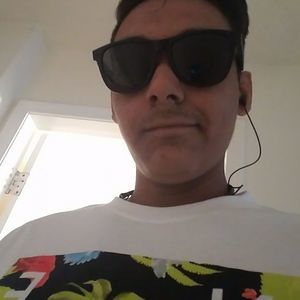 Meet your Posher, Sam